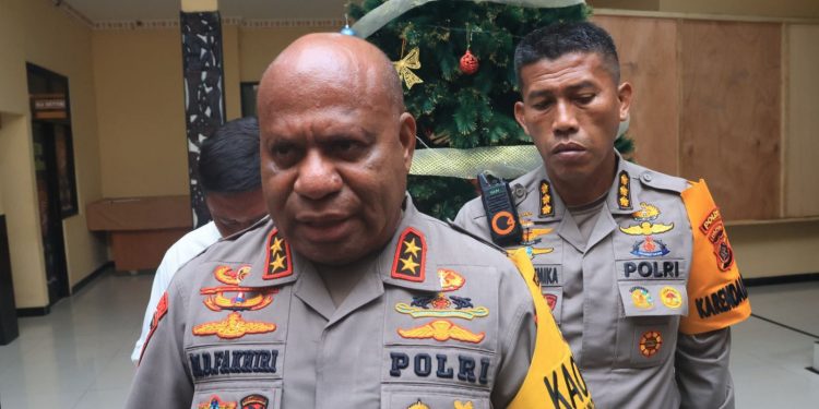 Ricuh Iringan Jenazah Lukas Enembe, Kapolda Papua Beri Peringatan