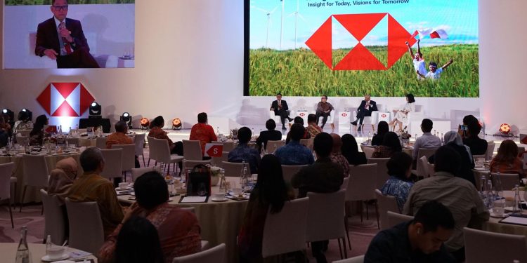Di HSBC Summit 2023, Dirut PLN Paparkan Strategi Kurangi Emisi Karbon