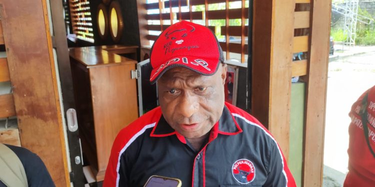 Tiga Bakal Calon Bupati Jayapura Telah Ambil Formulir di PDI Perjuangan