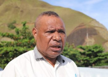 Paulus Waterpauw Dizolimi, Ketua Dewan Adat Tabi : Ada Kelompok yang Ingin Kuasai SDA Papua