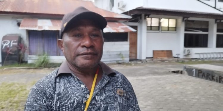 Dewan Adat Suku Tepra Tolak Hasil Seleksi Pansel DPR Papua