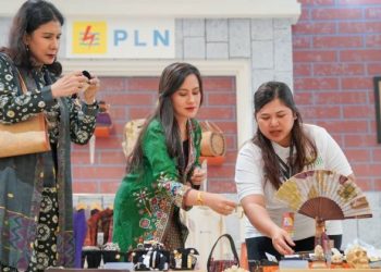 Booth UMK Binaan PLN Tawarkan Berbagai Produk Khas Daerah di Inacraft 2024