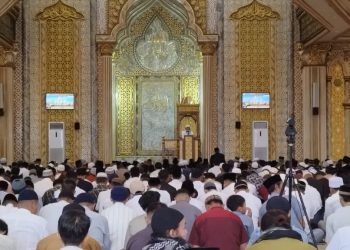 Musa Rumbaru Sampaikan Ini saat Jadi Khatib Salat Idulfitri di Masjid Agung Al Aqsha