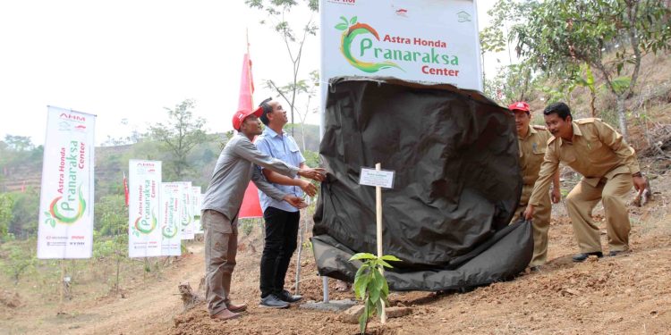 Berbagai Aksi Kepedulian untuk Negeri Membawa AHM Meraih Penghargaan di Ajang BISRA