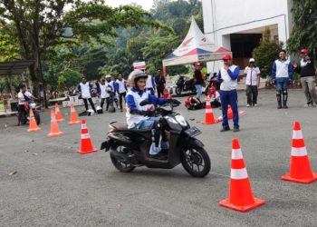 Gelar Kompetisi Safety Riding Regional, Astra Motor Papua Gandeng PHMJ