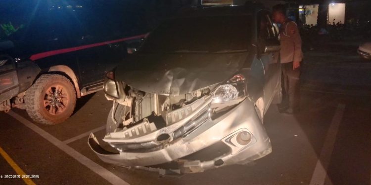 Pengemudi Mobil Amankan Diri ke Kantor Polisi usai Tabrak Pengendara Motor di Jayapura
