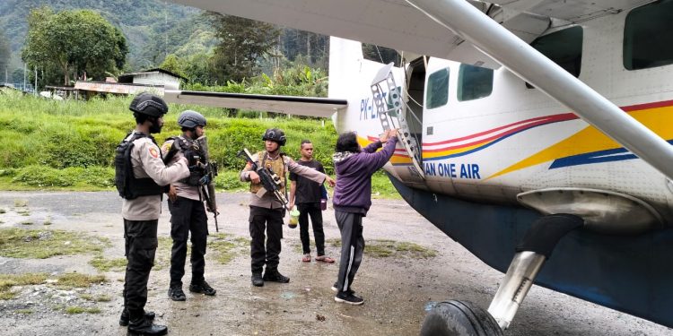 Pasca OTK Tembaki Pesawat Caravan Asia One di Puncak, Polisi Imbau Masyarakat Tidak Panik
