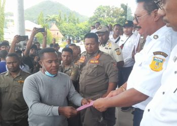 Sopir Angkutan Umum di Jayapura Protes Keberadaan Taksi Online