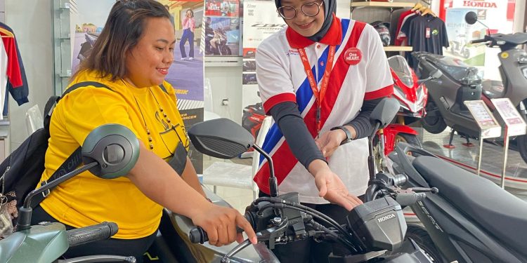 20 Tahun Dealer Astra Motor Tanah Hitam Hadir dengan Layanan Reguler Hingga Premium