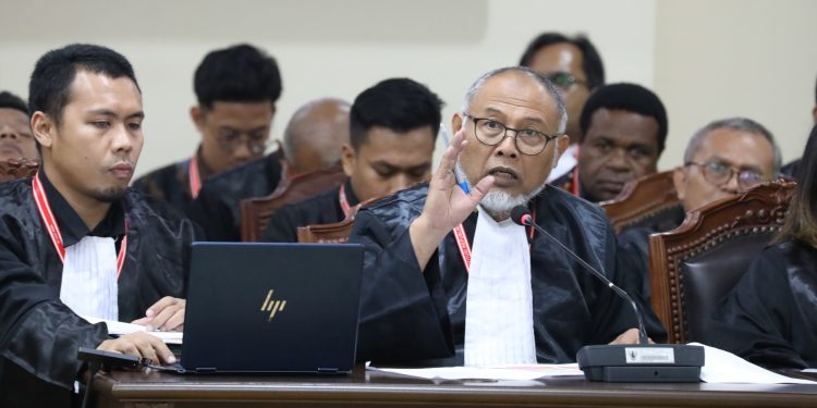 Sidang MK Pilgub Papua : Tim Paslon 2 Minta Perolehan Suara Paslon 1 Dibatalkan