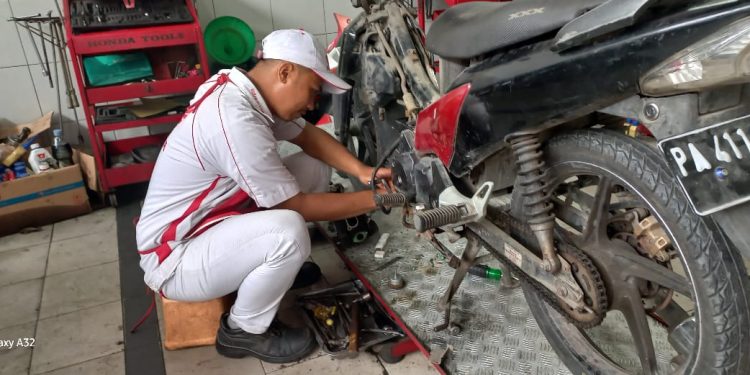 Begini Cara Astra Motor Papua Meningkatkan Keahlian Mekanik AHASS