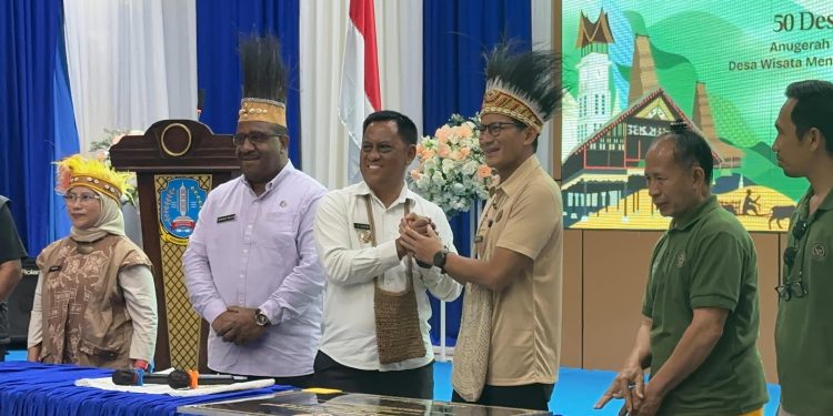Rhepang Muaif Ditetapkan Sebagai Kampung Wisata Terbaik di Papua