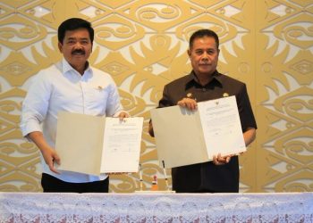 Serahkan Dokumen Persub RTRW, Menteri ATR BPN Harap Perda Segera Rampung