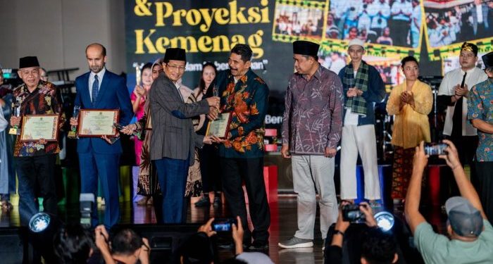 Menteri Agama Berikan Penghargaan kepada 10 Instansi