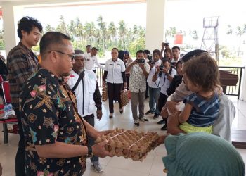 Lewat YBM, PLN UIP MPA Hadirkan Kebahagiaan bagi Kaum Dhuafa di Buru Selatan