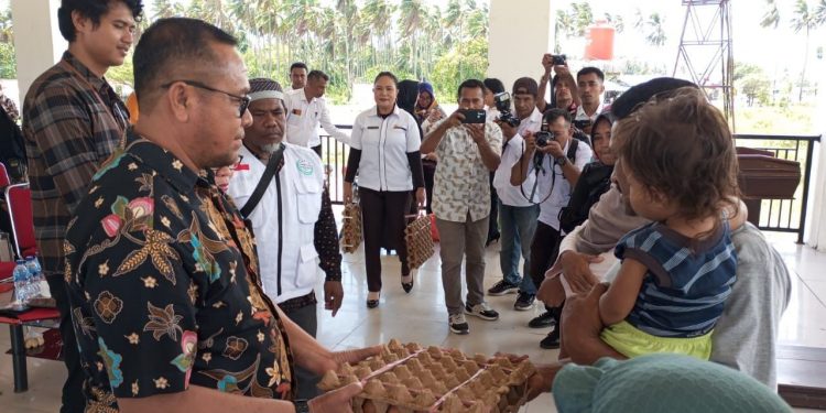 Lewat YBM, PLN UIP MPA Hadirkan Kebahagiaan bagi Kaum Dhuafa di Buru Selatan