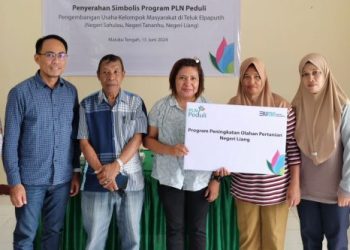 PLN Bantu Kembangkan Usaha Kelompok Masyarakat Teluk Elpaputih