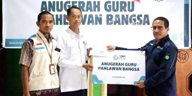 YBM PLN UIP MPA Berikan Apresiasi kepada 50 Guru di Jayapura