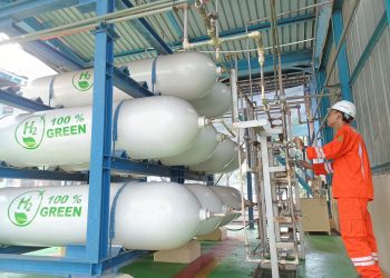 PLN Kini Mampu Produksi Green Hydrogen dengan Cepat