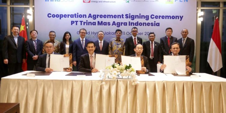 PLN Group Siap Produksi Solar Panel Dengan Teknologi Mutakhir