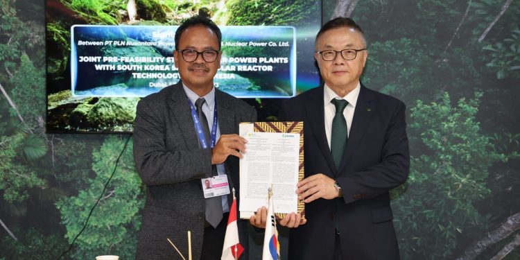 PLN Mulai Jajaki Energi Nuklir