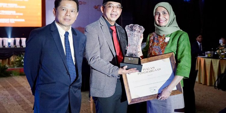 Dirjen Pajak Apresiasi Kontribusi Besar PLN pada Negara