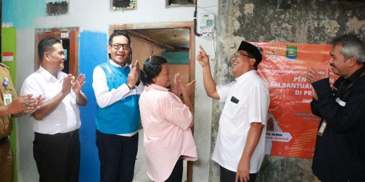 PLN Bersama Pemerintah Salurkan Bantuan Pasang Baru Listrik di Tangerang di Harpelnas