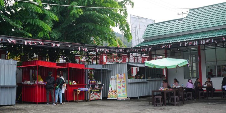 Berkonsep Outdoor, Para Para Cafe SKA Suguhkan Aneka Hidangan Nusantara