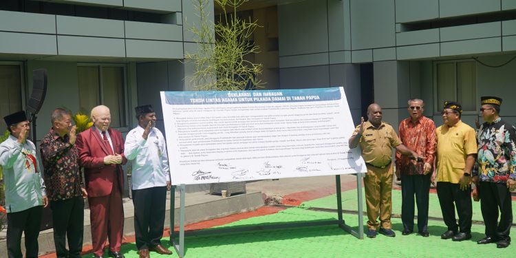Para Pimpinan dan Tokoh Lintas Agama di Papua Deklarasi Pilkada Damai