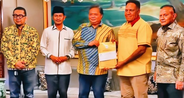 SAH! Golkar Rekomendasi Paulus Waterpauw Maju Gubernur Papua