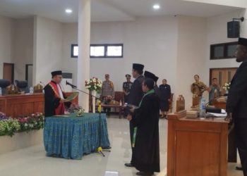 Sah, Tiga Pimpinan DPRK Jayapura Resmi Dilantik