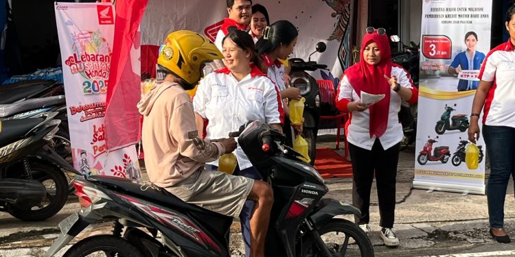 Jangkau Konsumen Lebih Luas, Astra Motor Papua Gelar CSR di Biak