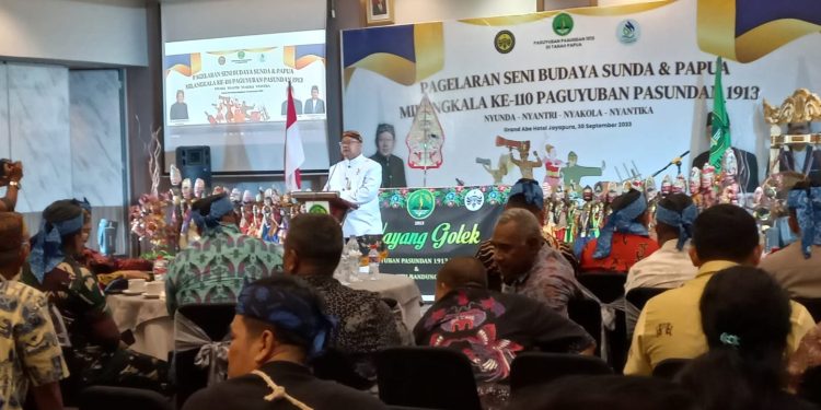 Lewat Pagelaran, Paguyuban Pasundan Perkenalkan Seni Budaya Sunda di Papua