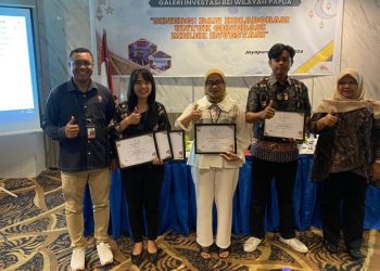 BEI Berikan Penghargaan kepada 5 Galeri Investasi di Papua