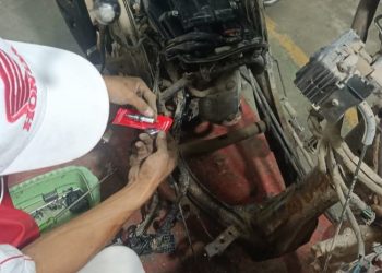 Kenali 4 Gejala pada Sepeda Motor Disebabkan Kerusakan Busi