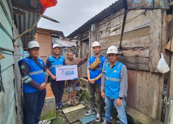 Ramadan, PLN Sorong Sambung Listrik Gratis 16 Warga