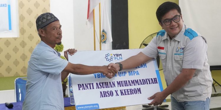 Aksi Berbagi YBM PLN UIP MPA untuk Ponpes dan Panti Asuhan