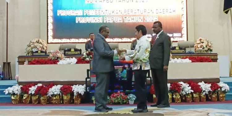 Ini 13 Raperdasi dan Raperdasus yang Disahkan DPR Papua