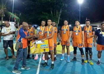 Masyarakat Berterima Kasih, Paulus Waterpauw Adakan Kegiatan Positif di Serui