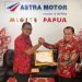 Konsisten Peduli Sesama, Astra Motor Papua Diganjar Penghargaan dari PMI