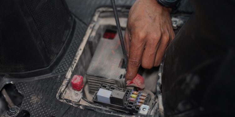 Tips Perawatan Aki Kering pada Sepeda Motor