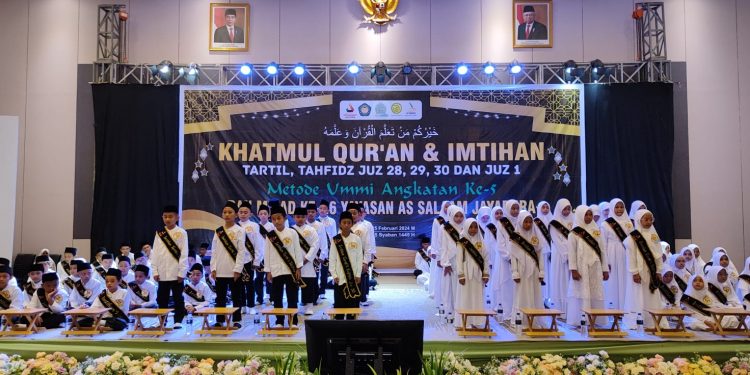 111 siswa As Salaam Jayapura Ikuti Khatamul Quran