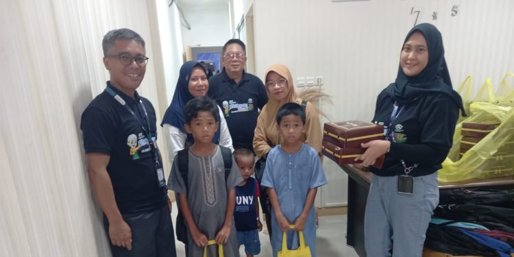 Pegadaian Area Jayapura Wujudkan Program TJSL, Laksanakan Khitanan Massal