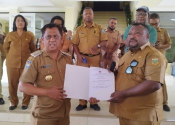 Pj Bupati Jayapura Terima 5 Tuntutan Forkom ASN