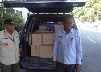 Satpol PP Sita 10 Karton Miras Ilegal di Jayapura