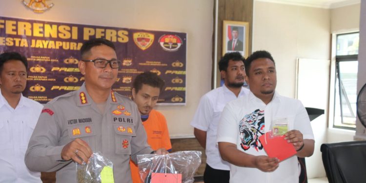 Buat Onar Akibat Mabuk Ganja, WNA Asal Mesir Ditangkap Kepolisian Resor Jayapura Kota