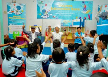 Ribuan Relawan PLN Telah Salurkan Bantuan Peduli Pendidikan kepada 12.205 Penerima Manfaat