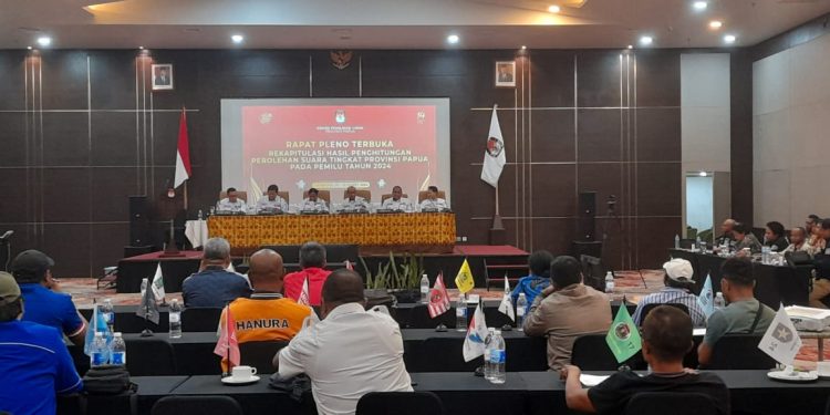 3 Caleg Papua Lolos ke Senayan, Siapa Saja ?