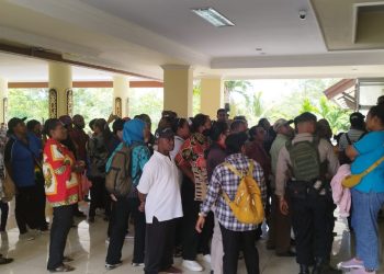 Ratusan Guru di Jayapura Gelar Aksi Demo, Ini Tuntutannya