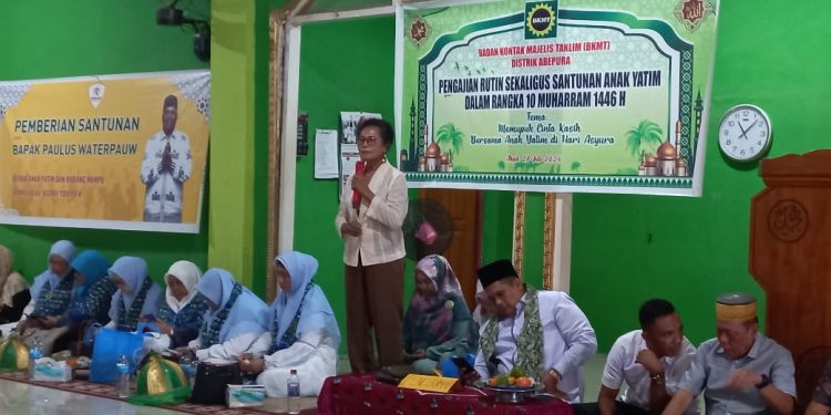 Paulus Waterpauw Silaturahmi Bersama BKMT Abepura dan Anak Yatim
